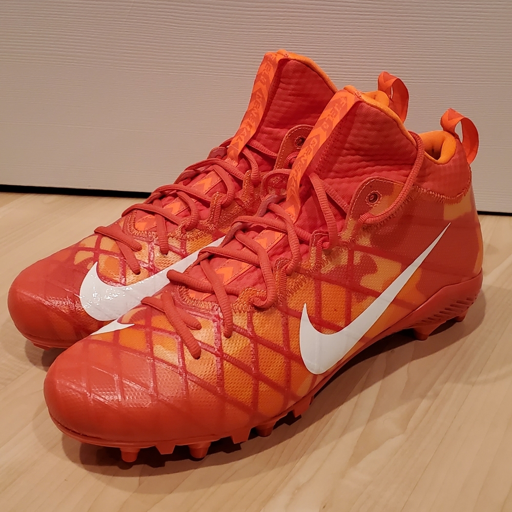 New Mens Sz. 14 Nike Football Cleats